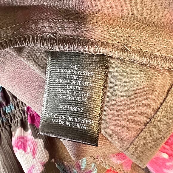 NWT Torrid Crinkle Chiffon Smocked Waist Off-Shoulder Top Floral Pink Plus 4X - Picture 13 of 14